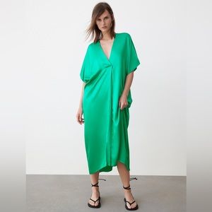 Zara sz. Small green satin kaftan